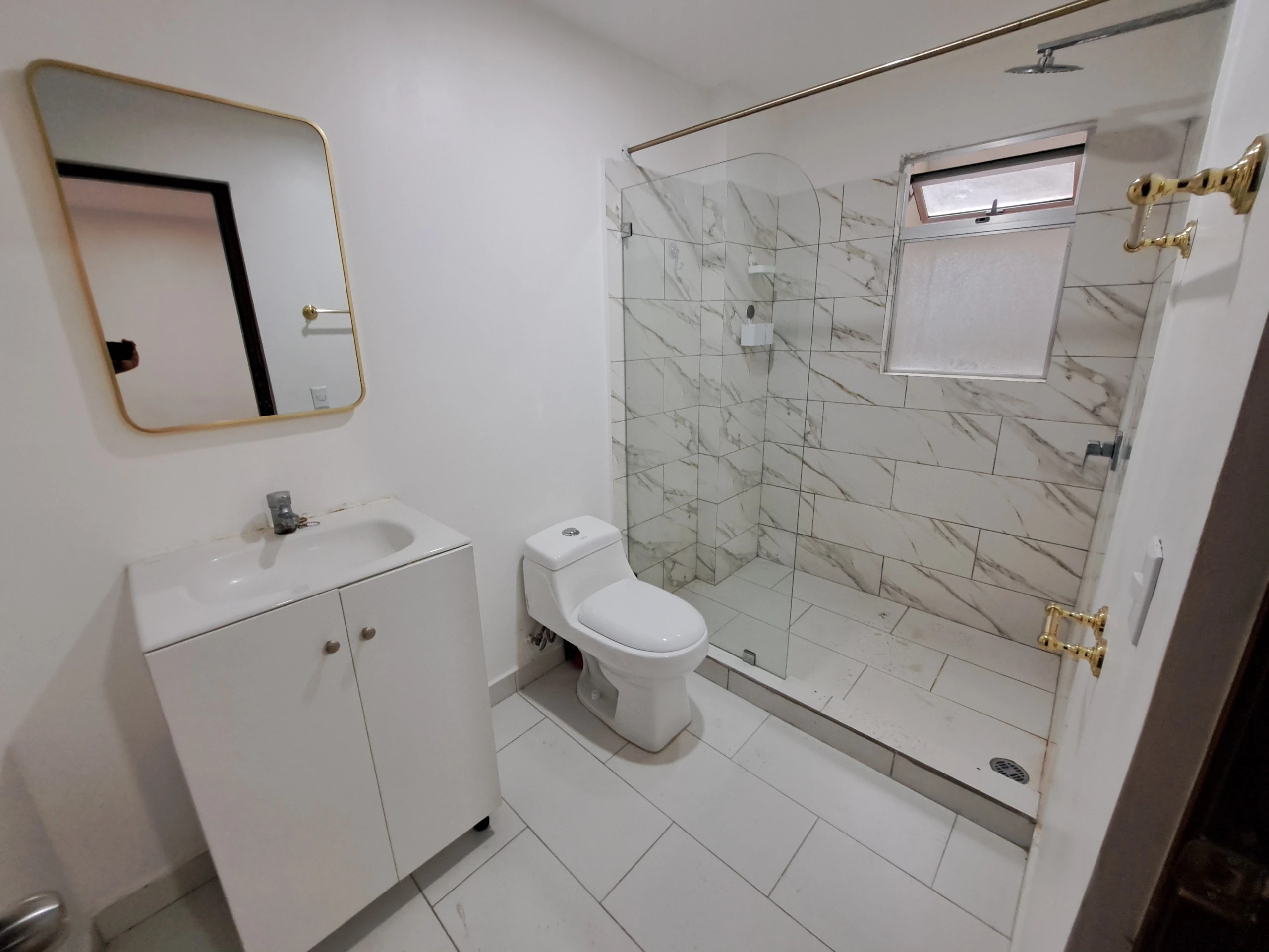 Apartamento en Granadilla, espacios amplios, 2 parqueos, seguridad SA-219 — imagen 12