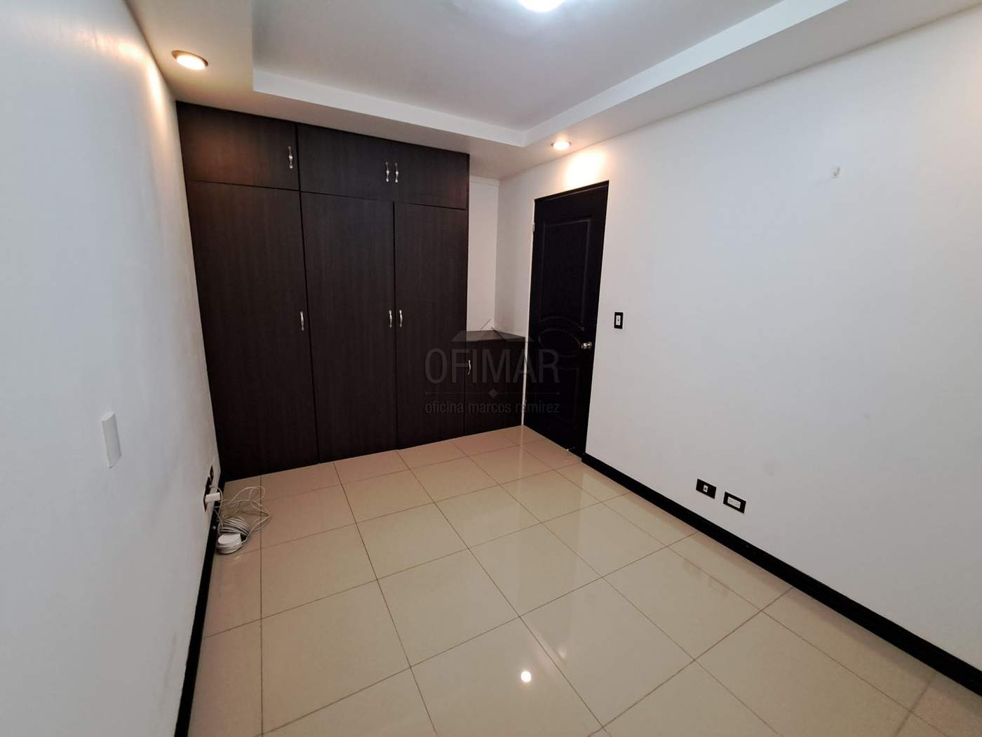 Edificio en Curridabat en venta, moderno, excelente construcción SVE-36 — imagen 9