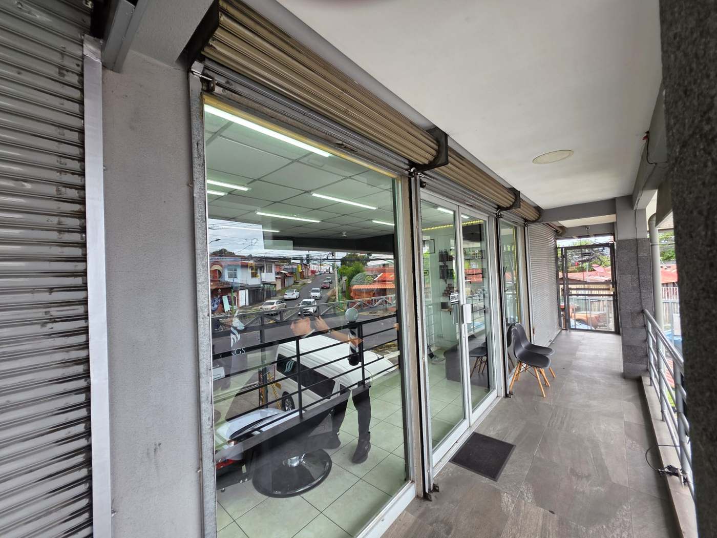 Centro Comercial en Desamparados en Venta, rentabilidad fija, excelente precio — imagen 9