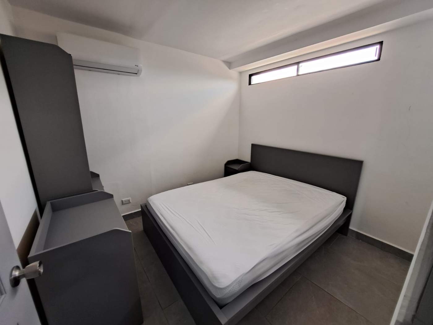 Apartamento en Moravia en alquiler, acabados de lujo, amueblado SA-200 — imagen 8