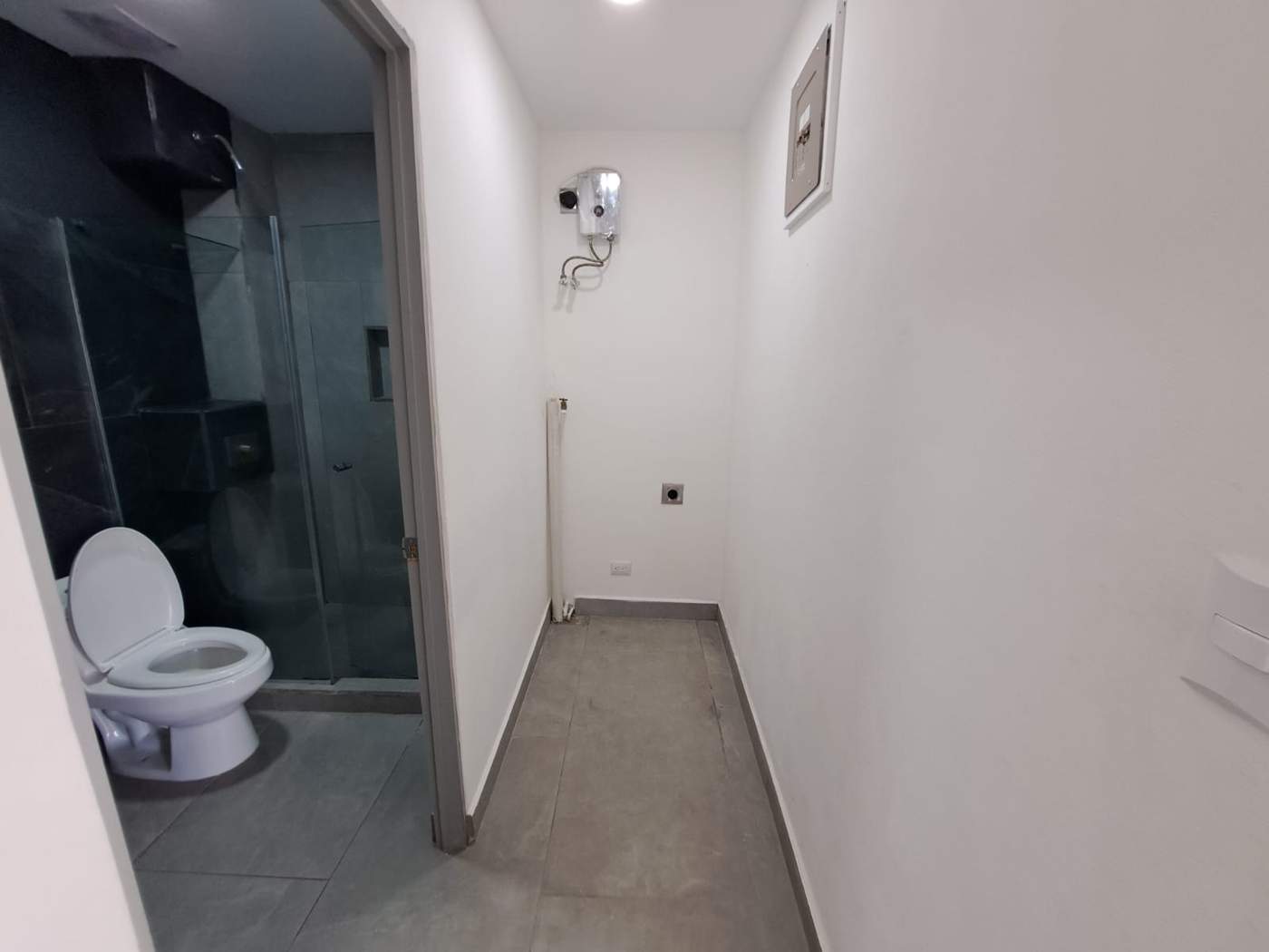 Apartamento en Moravia en alquiler, acabados de lujo, vistas hermosas al valle central SA-200 — imagen 7