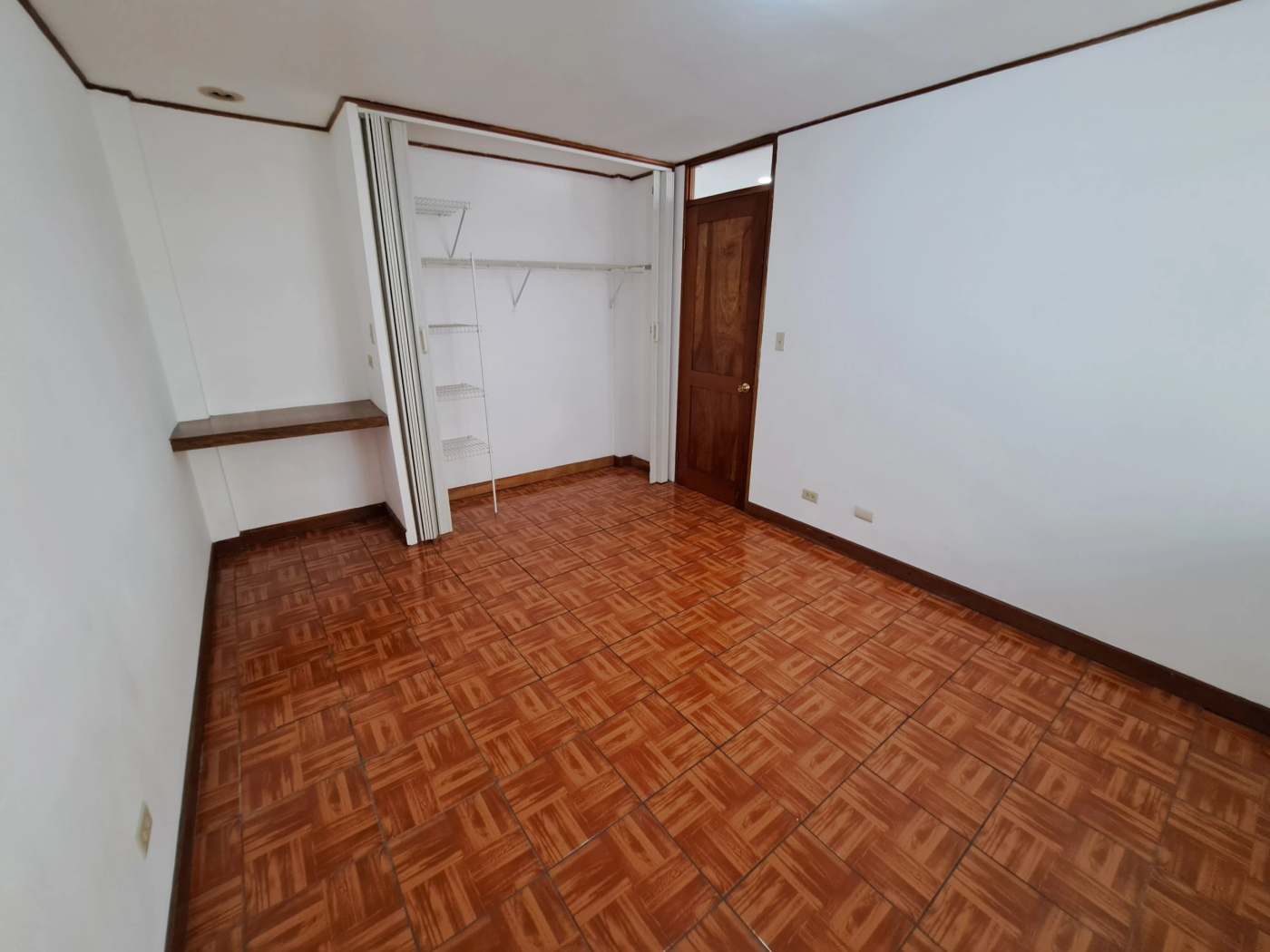 Apartamento en Uruca en Alquiler, primera planta, control de ingreso, patio SA-73 — imagen 10
