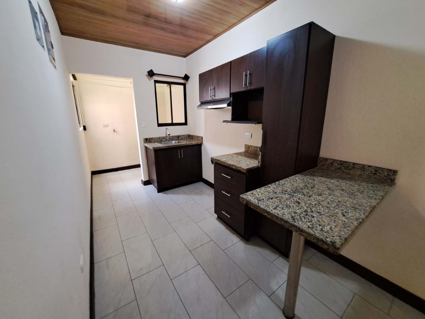 Edificio en Moravia en venta, 10 apartamentos, buen mantenimiento SVE-26 — imagen 10