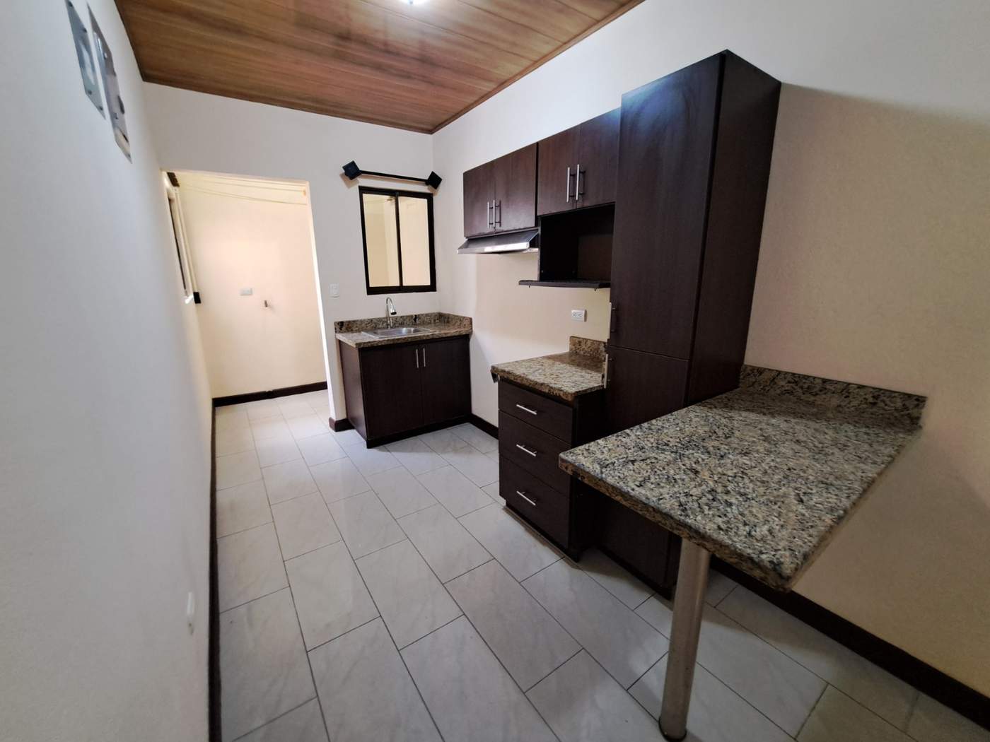 Edificio en Moravia en venta, 10 apartamentos, buen mantenimiento SVE-26 — imagen 9