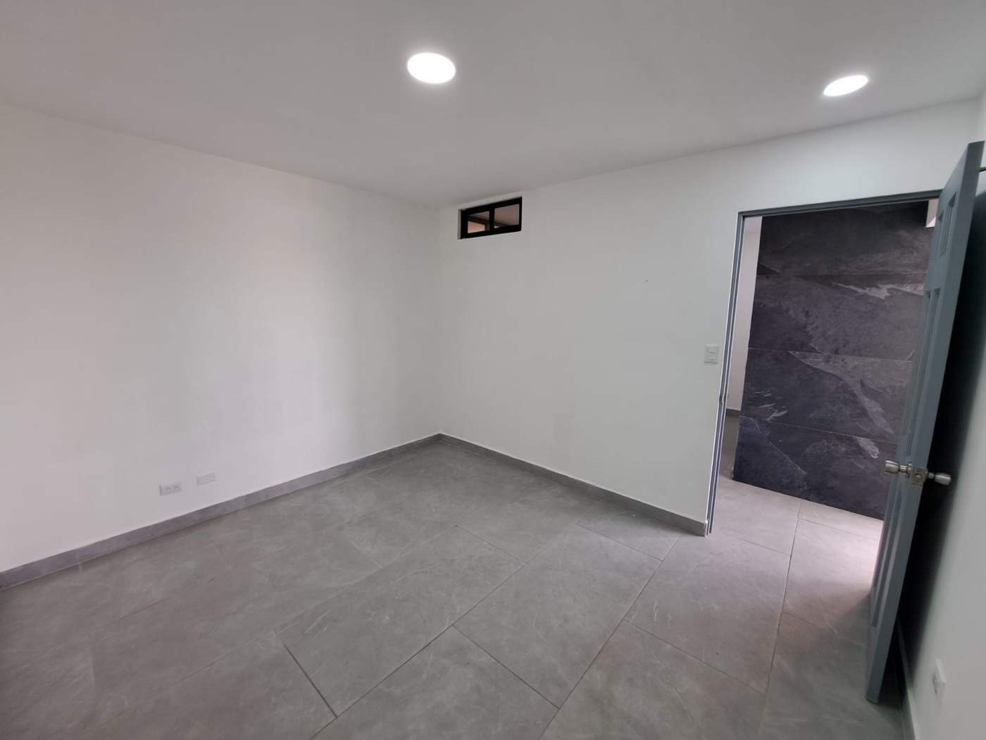 Apartamento en Moravia en alquiler, acabados de lujo, vistas hermosas al valle central SA-200 — imagen 10