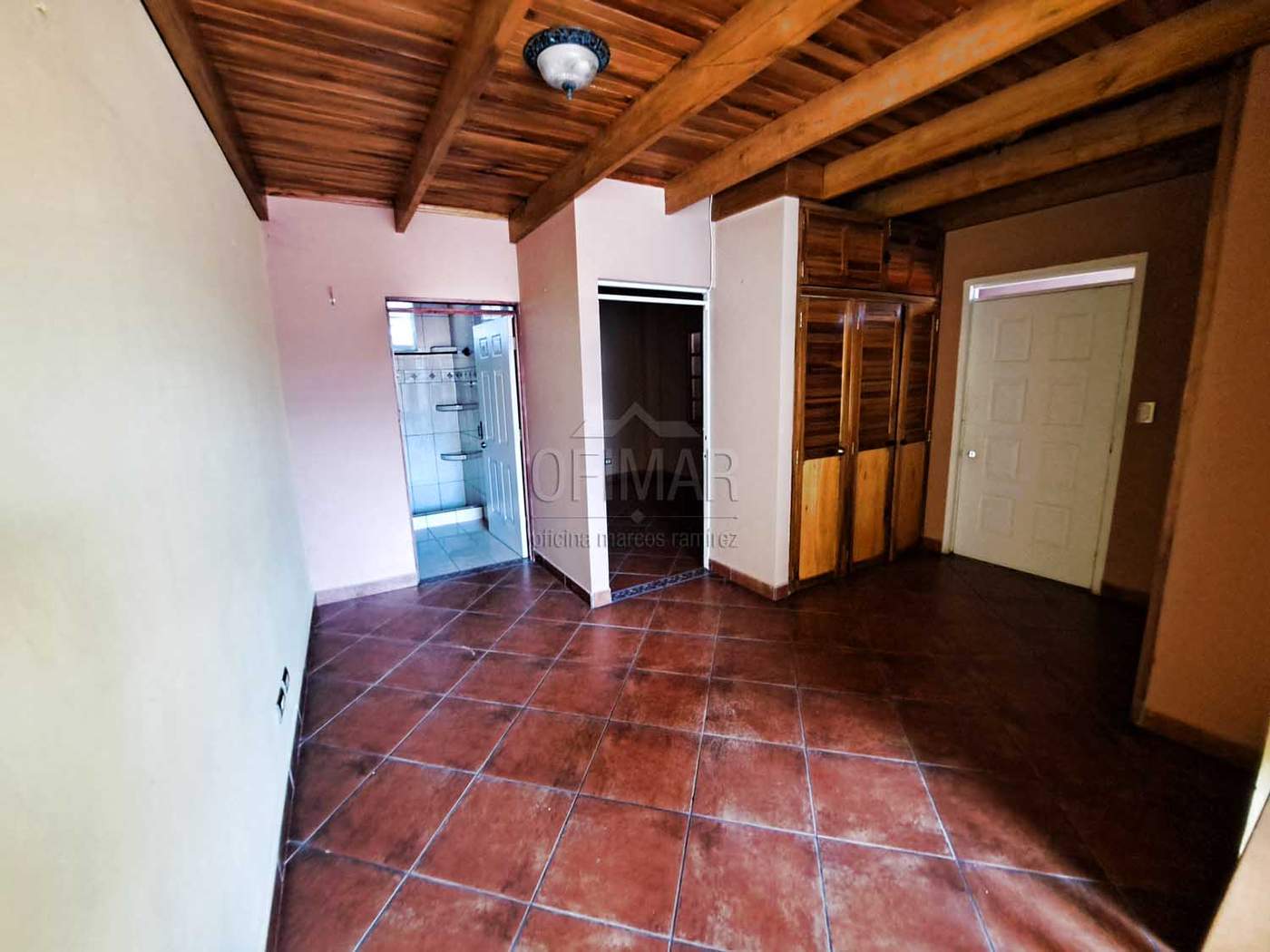 Apartamento en Desamparados en alquiler, muy espacioso, calle privada, 3 pisos SA-157 — imagen 5