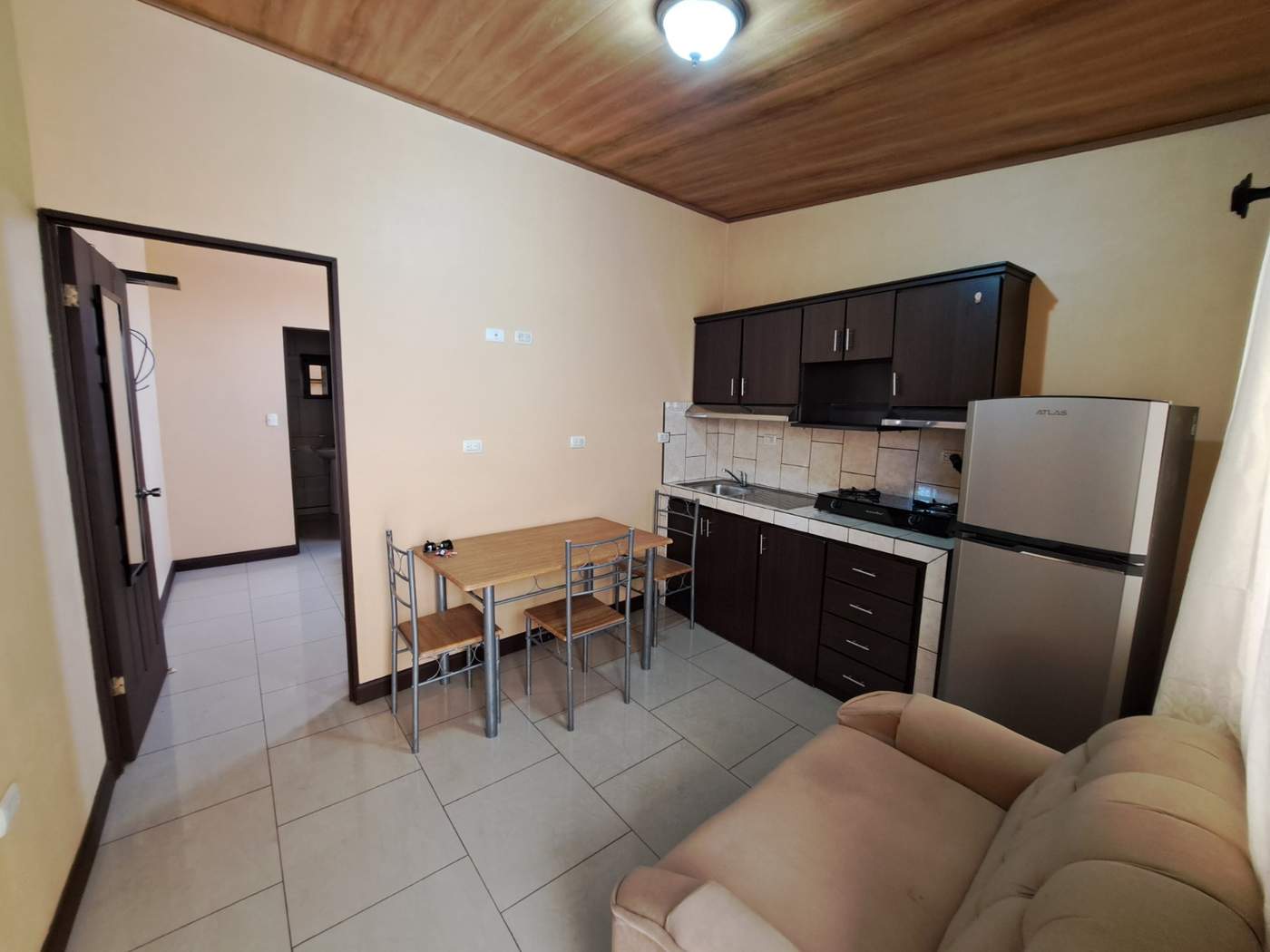 Edificio en Moravia en venta, 10 apartamentos, buen mantenimiento SVE-26 — imagen 1