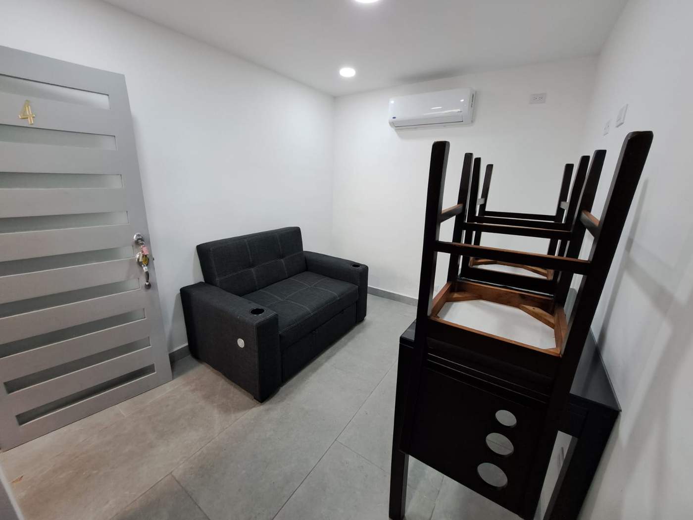 Apartamento en Moravia en alquiler, acabados de lujo, amueblado SA-200 — imagen 2