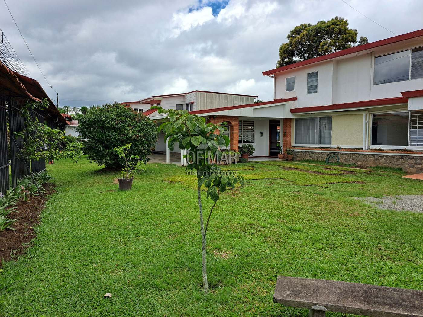 Apartamento en Sabanilla en alquiler, primera planta, zonas verdes Sa-206 — imagen 2