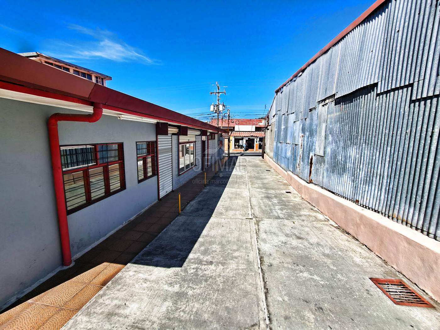 Local en Tres Ríos en alquiler, en centro comercial, excelente precio SL-115 — imagen 3