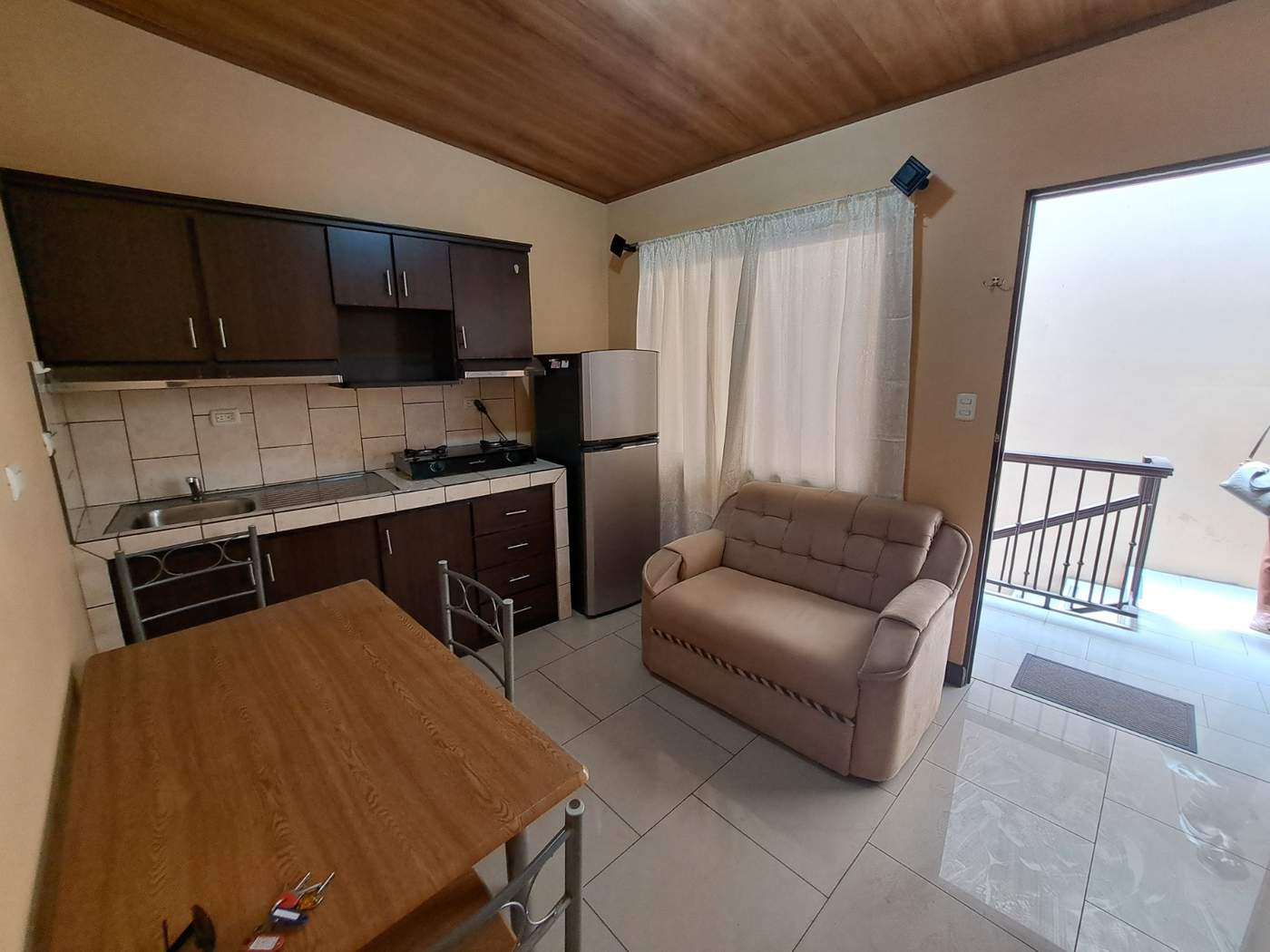 Edificio en Moravia en venta, 10 apartamentos, buen mantenimiento SVE-26 — imagen 2