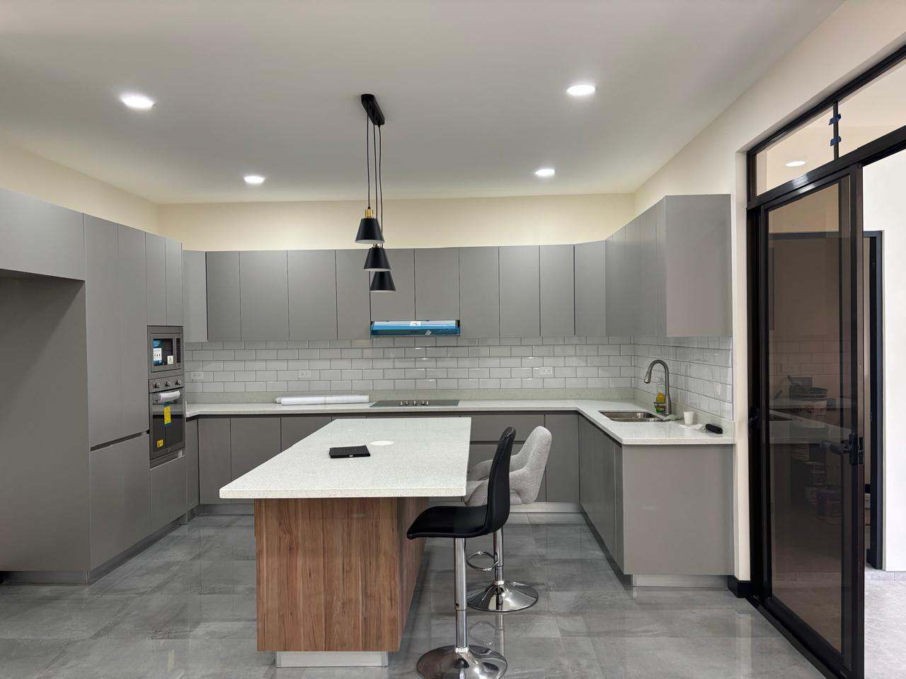 Casa en Tres Ríos en Venta, en condominio, Totalmente Nueva SVC-78 — imagen 2