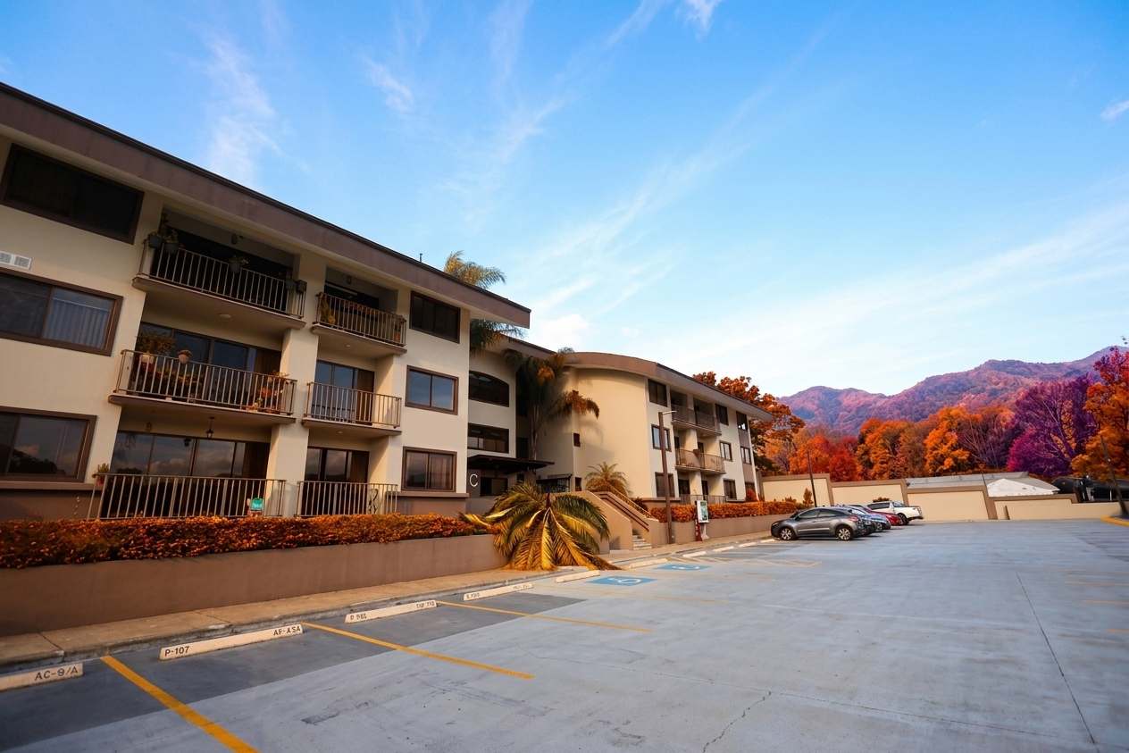 Apartamento en Curridabat en alquiler, con línea blanca, pet friendly, seguridad SA-57 — imagen 1