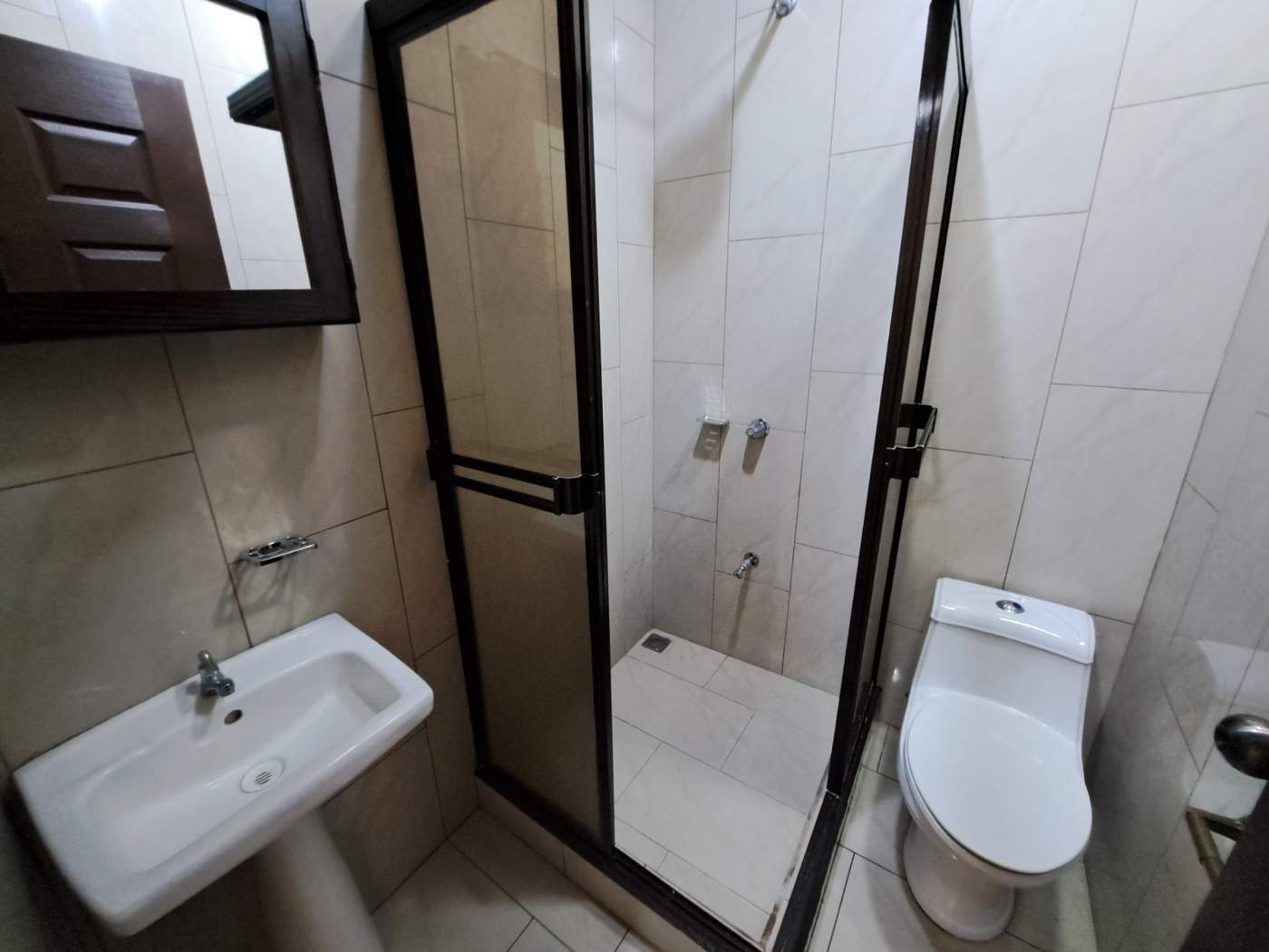 Edificio en Moravia en venta, 10 apartamentos, buen mantenimiento SVE-26 — imagen 11